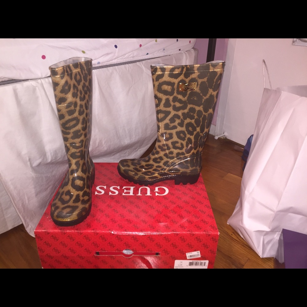Guess leopard rain boots !! Size 7